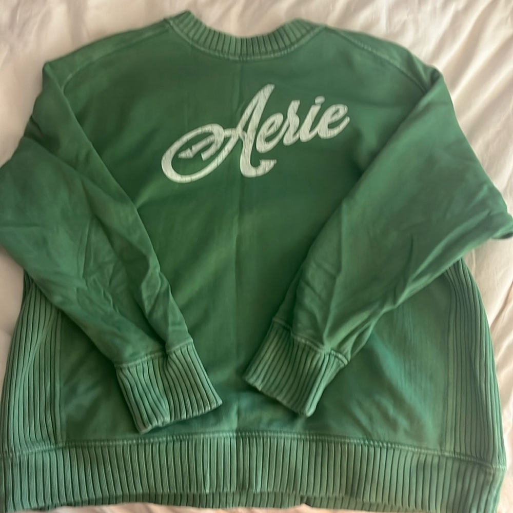Green Aerie crew neck